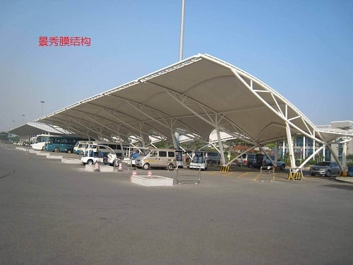 膜結(jié)構(gòu)客運(yùn)大巴車車棚